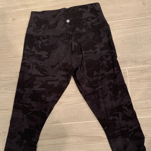lululemon athletica Pants - lululemon Align Crop Incognito Camo Grey 21" Sz 12